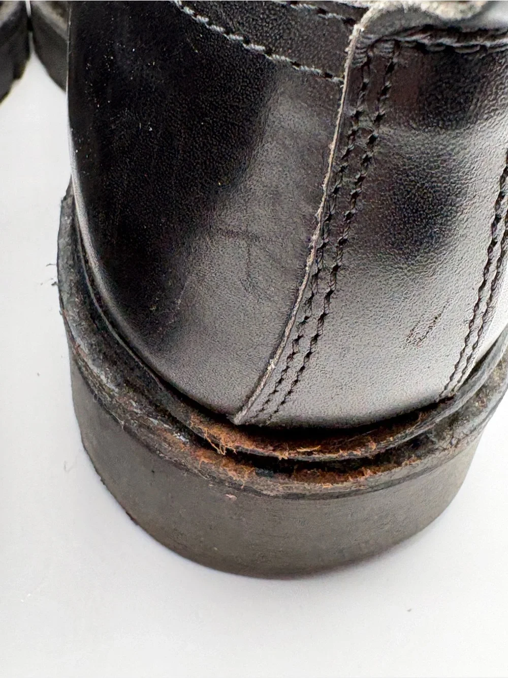 Johnston & Murphy Derby Shoes Mens 9.5 Black Leather Lug Sole Made in Italy